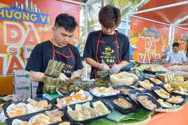 岘港市特色美食。图自越通社