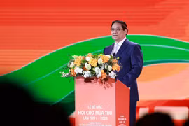 范明政总理发表讲话。图自越通社