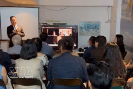 加拿大—越南协会成立10周年庆典现场。图自越通社