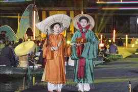 “华闾似锦”展演场景。图自越通社