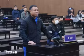 九层公寓楼房东严光明因涉嫌“违反消防规定罪”被河内市人民检察院提起公诉。图自越通社