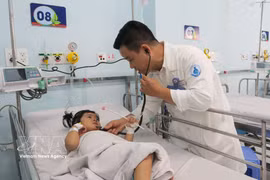 越南全国累计报告手足口病超过25000例。图自越通社