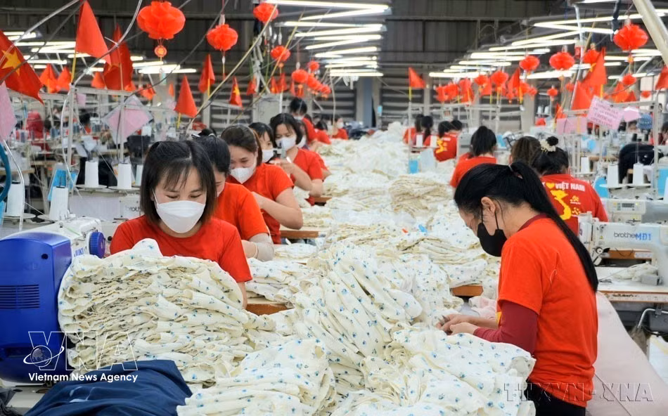 越南对比利时出口的主要商品包括鞋类、计算机设备、纺织服装和水产品等。图自越通社