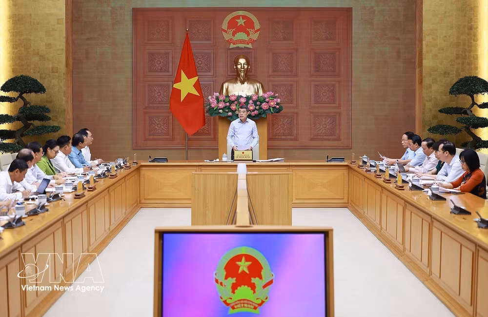 vnanet-potal-thu-tuong-le-minh-hung-lam-viec-voi-lanh-dao-bo-giao-duc-va-dao-tao-8724933.jpg