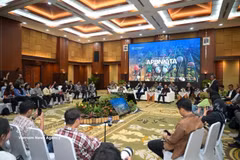 新闻发布会现场。图自越通社