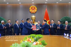 黎明兴总理：支持PETRONAS继续研究扩大在越投资