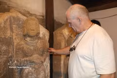 宁平省多措并举保护龙队山寺金刚佛像的独特价值