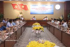 10月20日，金瓯省委、省人民委员会召开2026年第三季度新闻交班会暨第四季度信息宣传工作会议。图自越通社