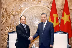 越共中央总书记、国家主席苏林会见菲律宾国家安全委员会顾问爱德华多。图自越通社