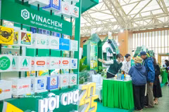 VINACHEM 在秋季博览会上彰显了其作为领先化工企业的地位。图自越通社