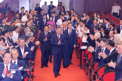 中央理论委员会继续确认其在战略研究与咨询中的骨干作用