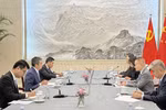 越南驻中国大使范清平会见中共中央对外联络部部长刘海星。图自越通社