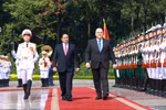 2025年1月24日，越南政府总理范明政举行仪式，欢迎俄罗斯联邦政府总理米哈伊尔·弗拉基米罗维奇·米舒斯京访问越南。图自 越通社