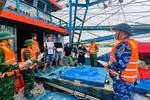 第13号台风逼近越南中部海域 强风与巨浪预警升级