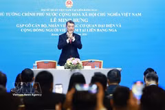 越南政府总理黎明兴会见越南驻俄代表机构及旅俄越侨社群代表