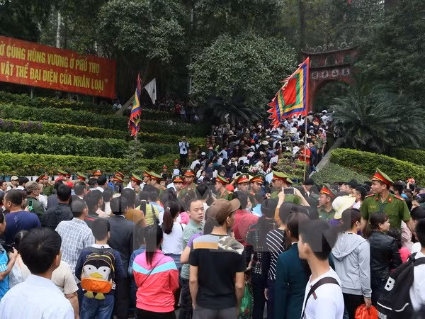 2017年越南始祖雄王祭祀活动在多地隆重举行 ảnh 1 2017年越南始祖雄王祭祀活动在多地隆重举行 ảnh 1