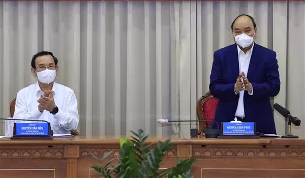 国家主席阮春福：全力以赴为对旭门和古芝两县投资促进会做准备 ảnh 2