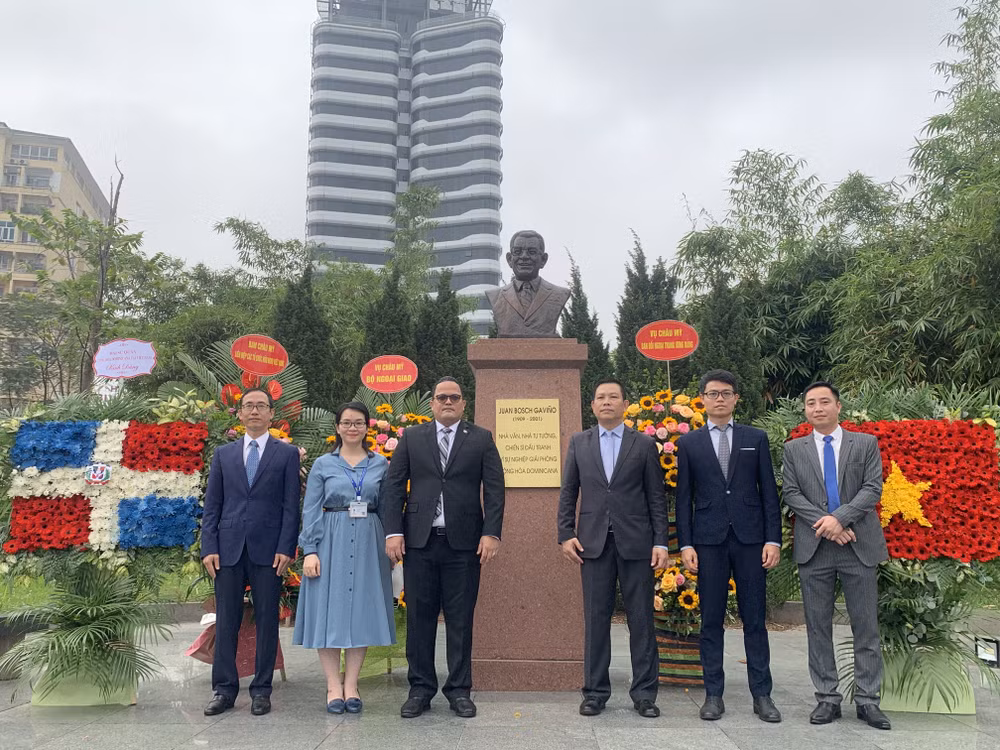 多米尼加驻越南大使:越南和多米尼加有着自由和社会进步的共同愿望 ảnh 3 多米尼加驻越南大使:越南和多米尼加有着自由和社会进步的共同愿望 ảnh 3