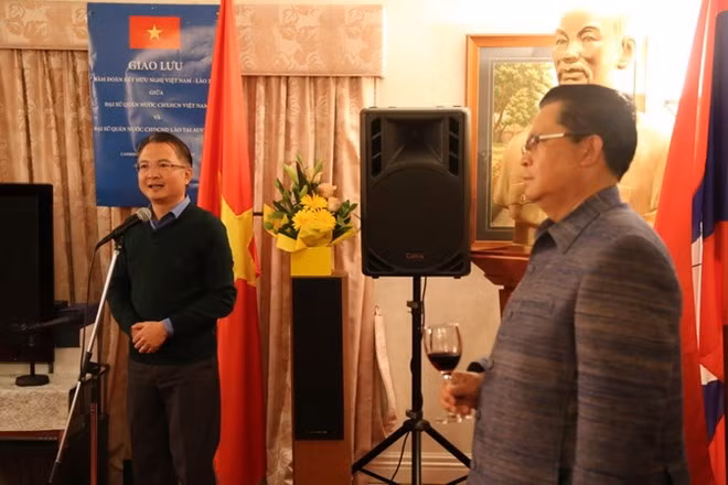 越老建交55周年:两国驻澳大利亚大使馆举行友好交流会 ảnh 1 越老建交55周年:两国驻澳大利亚大使馆举行友好交流会 ảnh 1