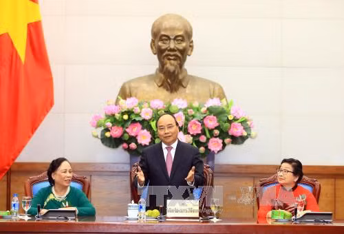 阮春福：老年人在每个家庭中都起到了中流砥柱的作用 ảnh 3