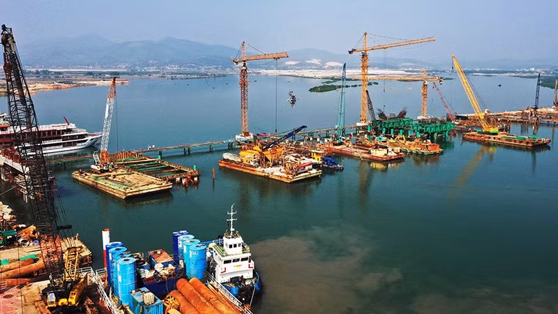 越南北部重点经济区努力恢复增长势头:决心实现更高的增长 ảnh 1 越南北部重点经济区努力恢复增长势头:决心实现更高的增长 ảnh 1