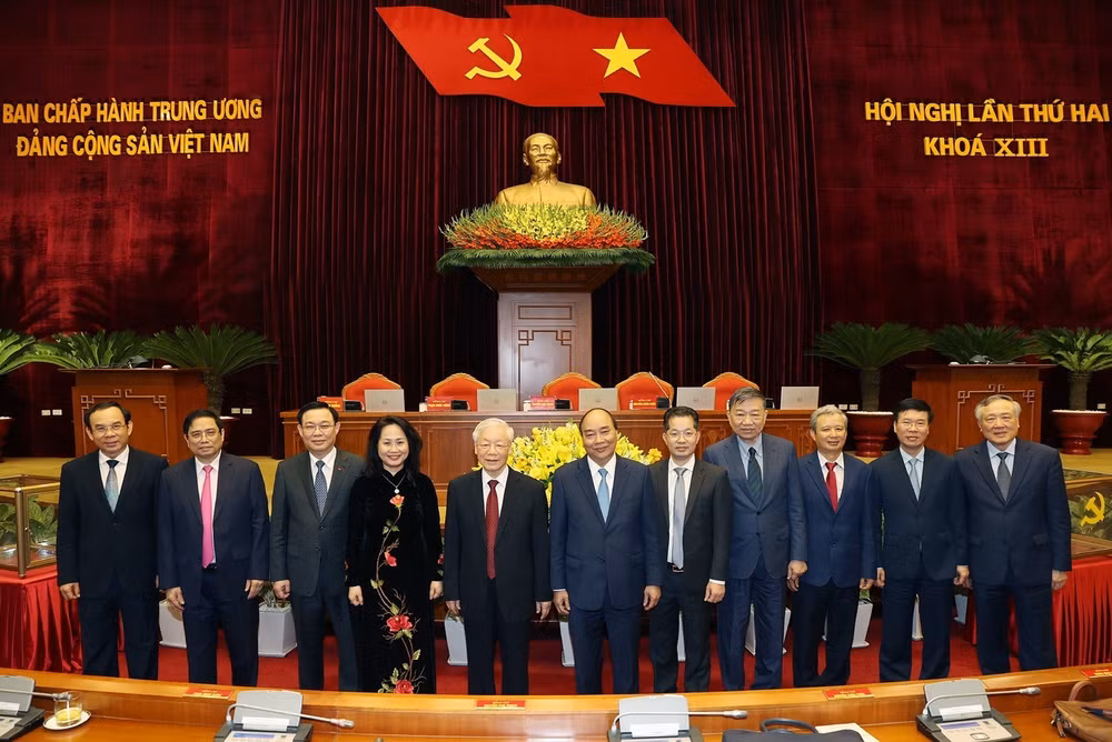越共十三届中央委员会第二次全体会议闭幕会 ảnh 2 越共十三届中央委员会第二次全体会议闭幕会 ảnh 2