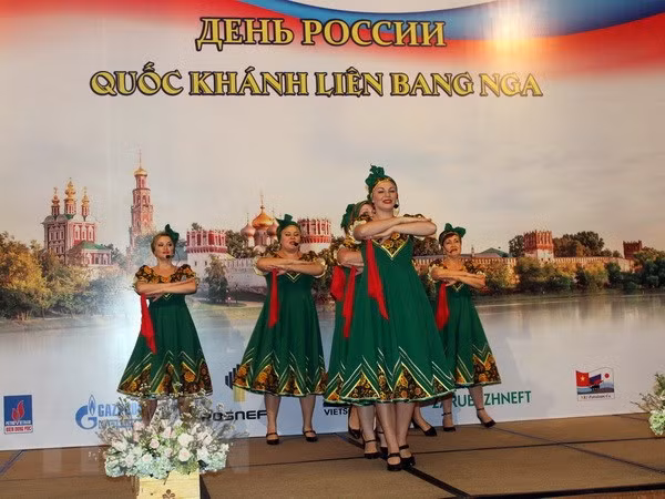俄罗斯国庆节庆祝活动在胡志明市举行 ảnh 1 俄罗斯国庆节庆祝活动在胡志明市举行 ảnh 1