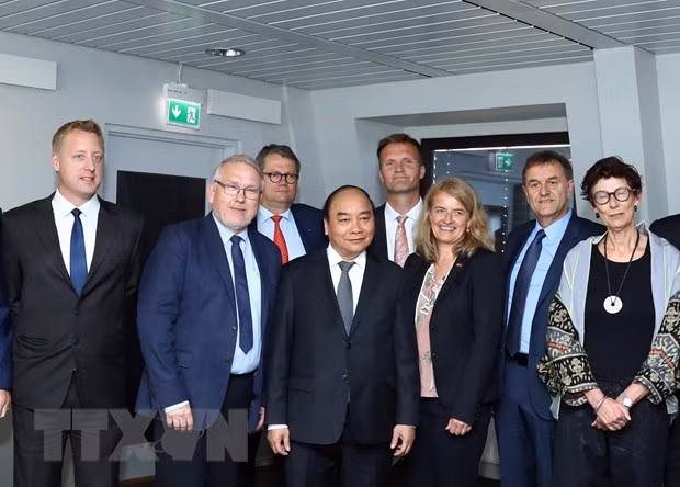 越南政府总理阮春福会见挪威领先集团代表 ảnh 3 越南政府总理阮春福会见挪威领先集团代表 ảnh 3