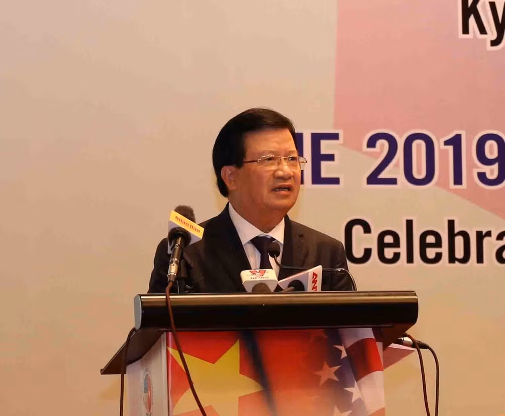 亚马逊、谷歌、脸书等美国各大公司代表参加2019年美国-越南工商峰会 ảnh 2