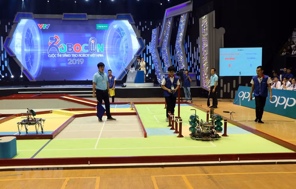 2019年越南机器人大赛总决赛:雒红大学LH-WAO队获冠军 ảnh 1 2019年越南机器人大赛总决赛:雒红大学LH-WAO队获冠军 ảnh 1