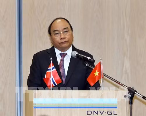 越南政府总理阮春福出席越南与挪威企业论坛 ảnh 1 越南政府总理阮春福出席越南与挪威企业论坛 ảnh 1