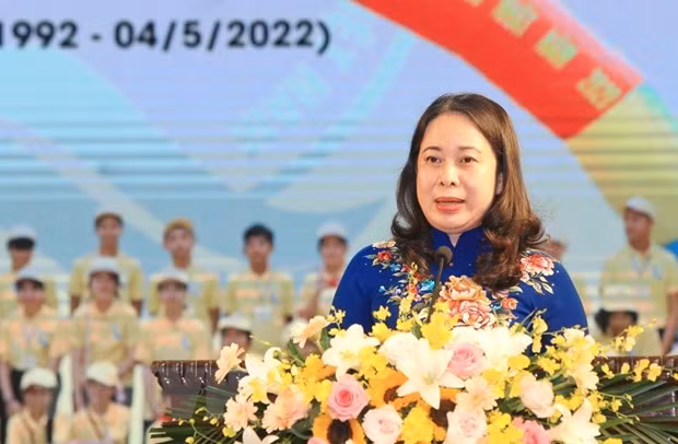 越南国家副主席武氏映春出席越南儿童保护基金会成立30周年典礼 ảnh 2