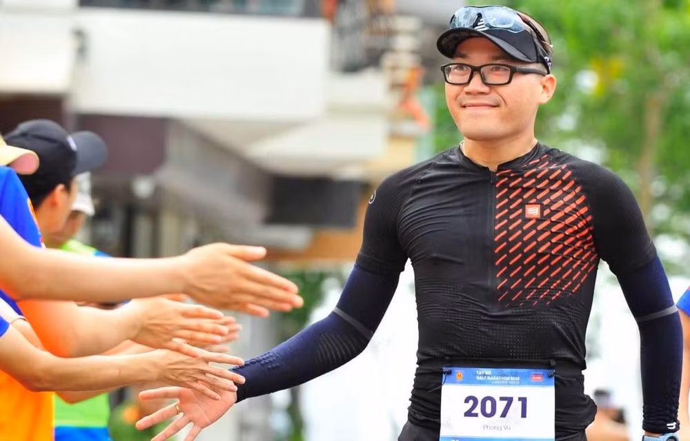 4700名运动员参加承天顺化省越南快讯马拉松赛 ảnh 1 4700名运动员参加承天顺化省越南快讯马拉松赛 ảnh 1