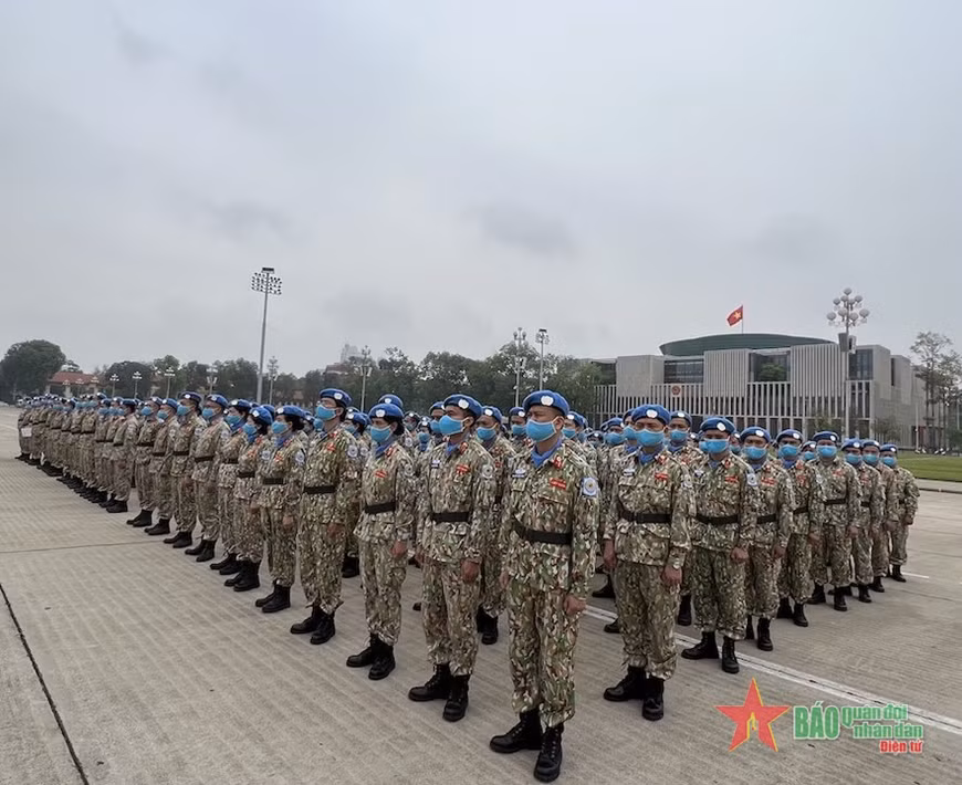 越南一号工兵队和四号二级野战医院在执行任务前发起竞赛活动 ảnh 2