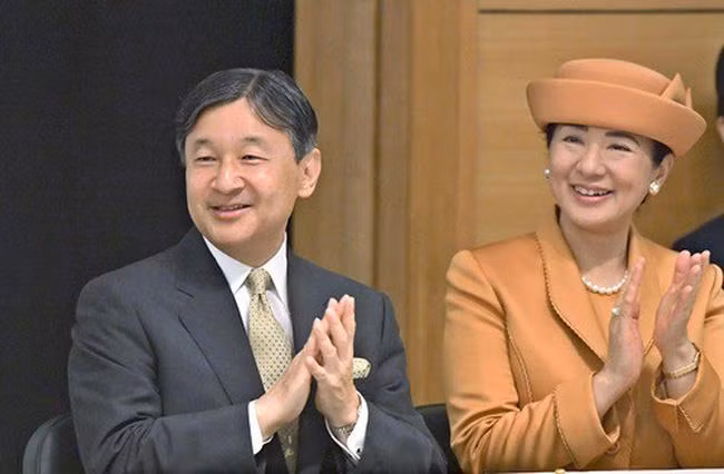 阮春福总理出席日本天皇登基大典：越南高度重视越日纵深战略伙伴关系 ảnh 1