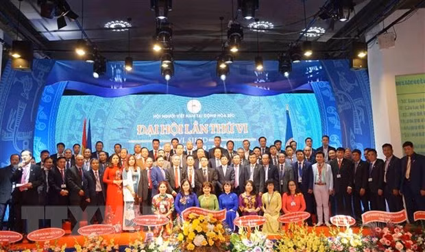 陈国旺出席旅捷越南人协会成立20周庆典 ảnh 2 陈国旺出席旅捷越南人协会成立20周庆典 ảnh 2