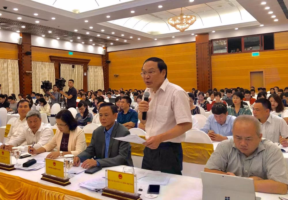 政府9月份例行记者会:河内市2020年将继续设立25个空气质量监测站 ảnh 1 政府9月份例行记者会:河内市2020年将继续设立25个空气质量监测站 ảnh 1