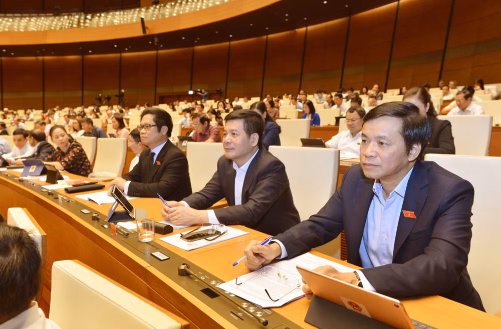 越南第十四届国会第八次会议公报(第六号) ảnh 1 越南第十四届国会第八次会议公报(第六号) ảnh 1