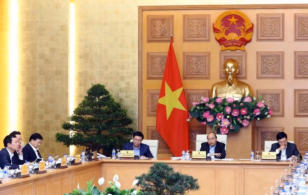 阮春福总理主持召开政府常务会议 ảnh 1 阮春福总理主持召开政府常务会议 ảnh 1