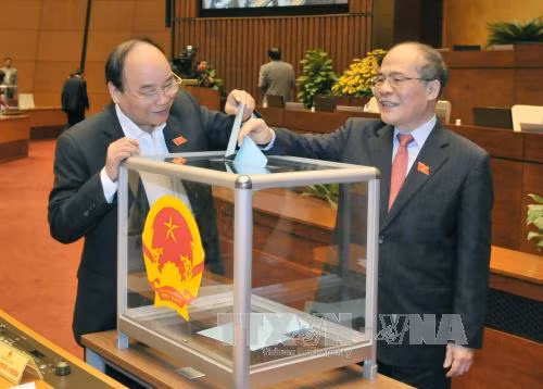 越南国会同意免去阮生雄的国会主席和国家选举委员会主席职务 ảnh 1 越南国会同意免去阮生雄的国会主席和国家选举委员会主席职务 ảnh 1