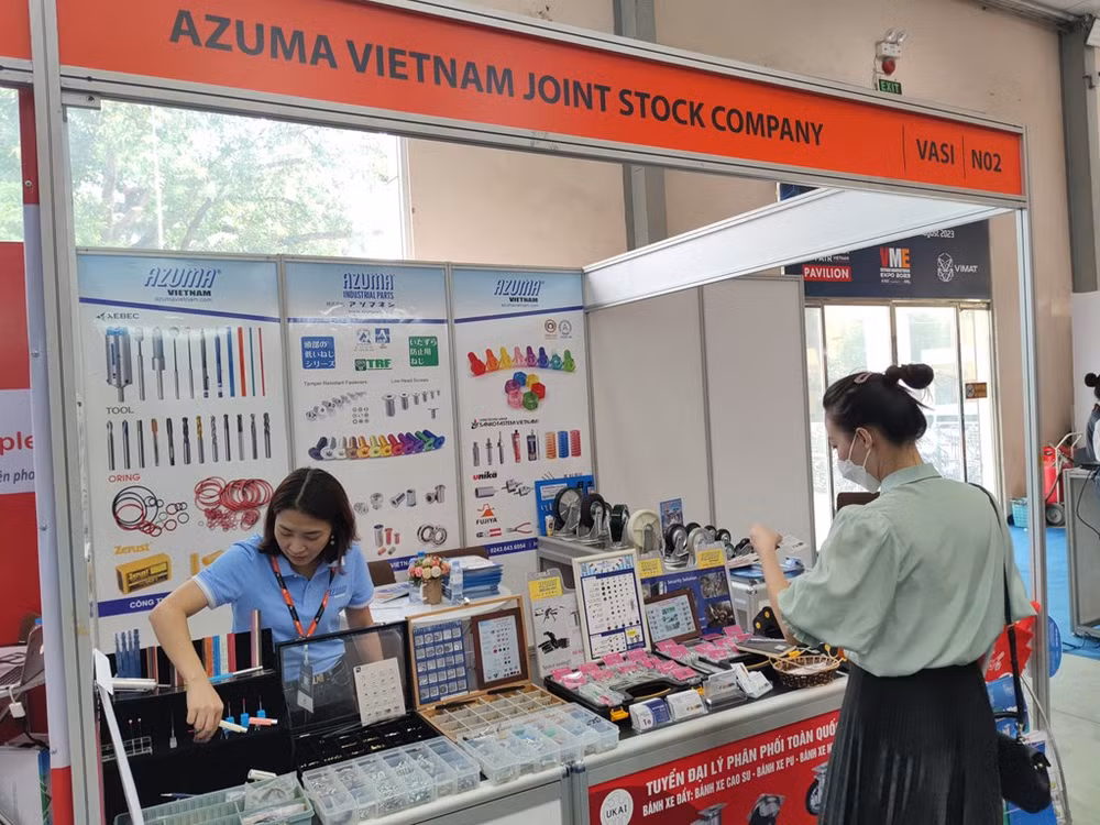 近200个技术品牌厂家参加越南国际工业机械制造展览会 ảnh 2 近200个技术品牌厂家参加越南国际工业机械制造展览会 ảnh 2