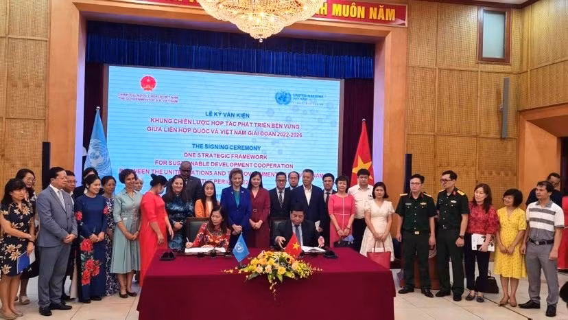 越南与联合国签署可持续发展合作战略框架文件 ảnh 1 越南与联合国签署可持续发展合作战略框架文件 ảnh 1