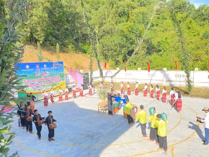 填坑节:河静省哲族感谢丰收的传统节日 ảnh 1 填坑节:河静省哲族感谢丰收的传统节日 ảnh 1