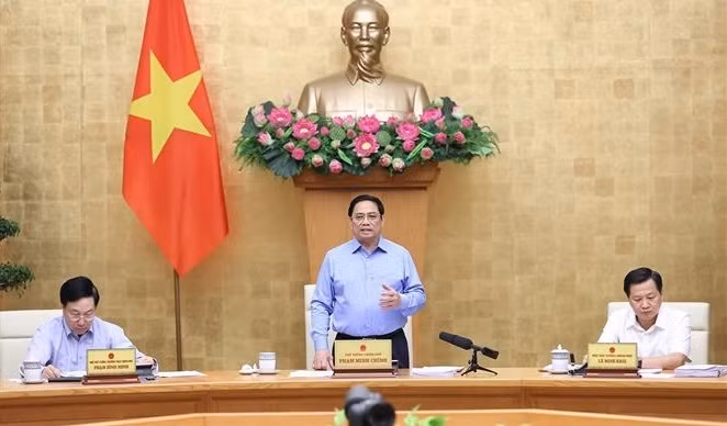 政府总理范明政主持召开8月份立法专题会议 ảnh 1