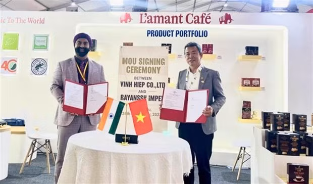 越南 L’amant Café 与印度伙伴签署谅解备忘录将越南咖啡打入印度市场 ảnh 1