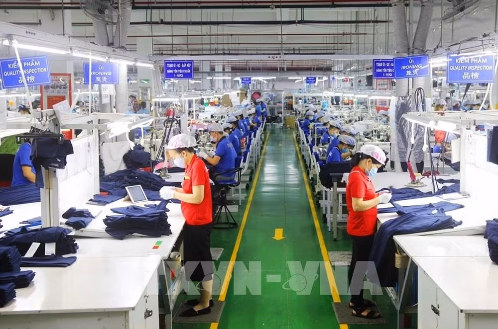 8月越南制造业新订单增加 PMI指数6个月来首次回升到50%以上 ảnh 1 8月越南制造业新订单增加 PMI指数6个月来首次回升到50%以上 ảnh 1