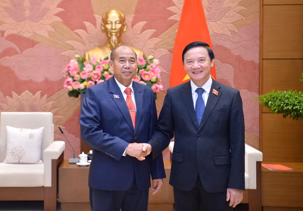 进一步深化越南与老挝国会之间的务实合作 ảnh 1 进一步深化越南与老挝国会之间的务实合作 ảnh 1
