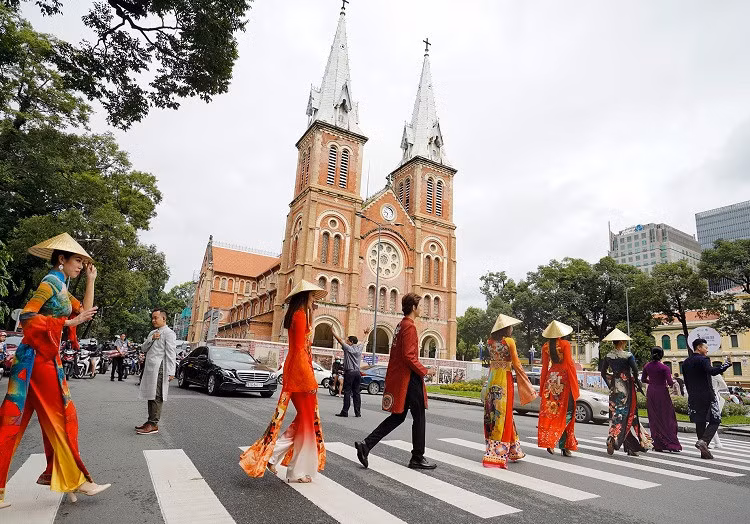 胡志明市积极提高旅游吸引力 ảnh 1