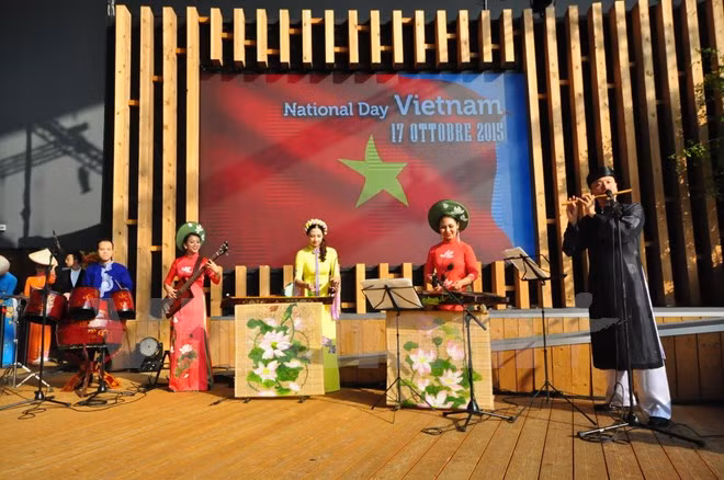 越南国家之屋在2015年米兰世博会颇受参观者好评 ảnh 1 越南国家之屋在2015年米兰世博会颇受参观者好评 ảnh 1