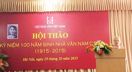 越南著名作家南高诞辰100周年纪念活动在河内举行 ảnh 1 越南著名作家南高诞辰100周年纪念活动在河内举行 ảnh 1